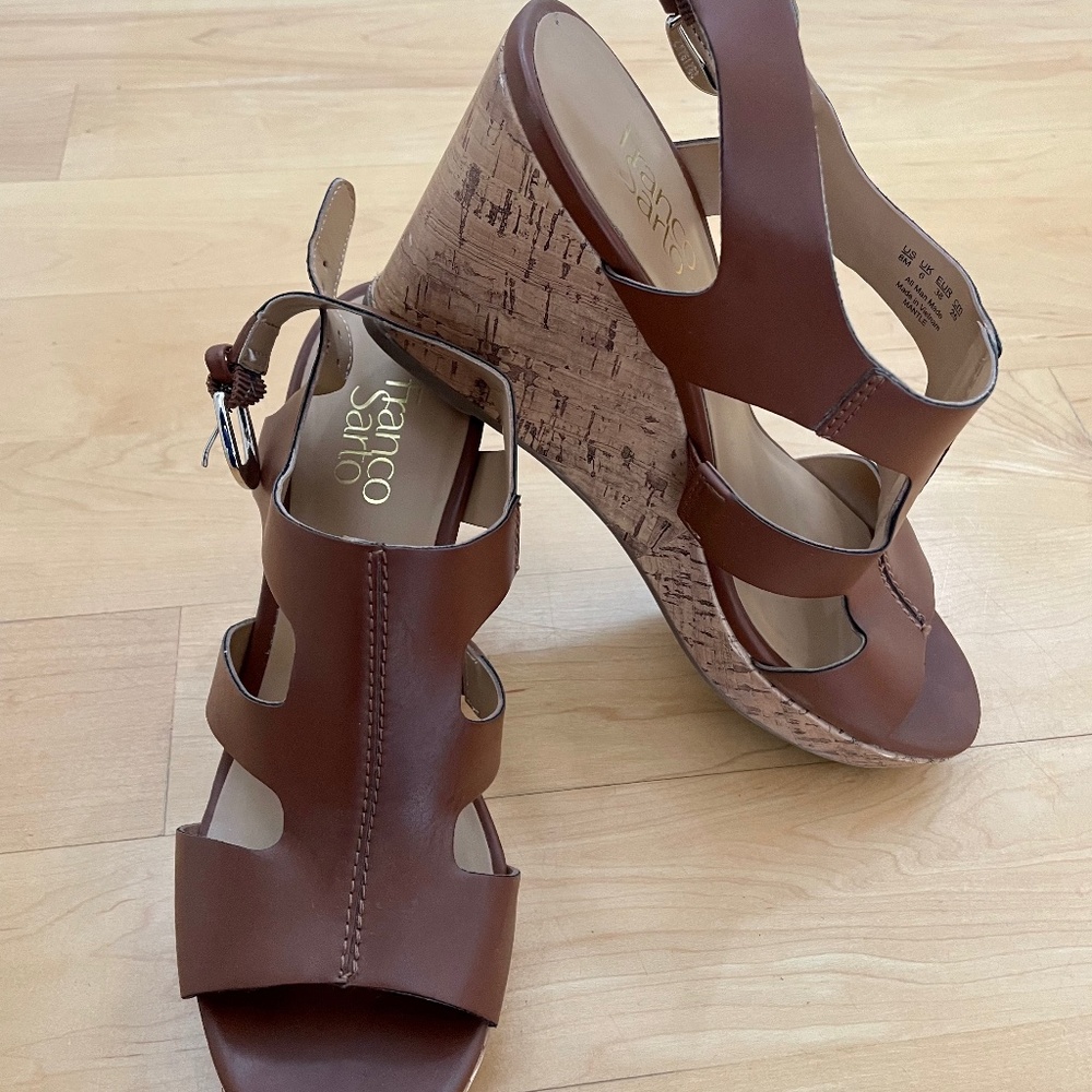 Franco Sarto  Size 8M MANTLE heeled sandal